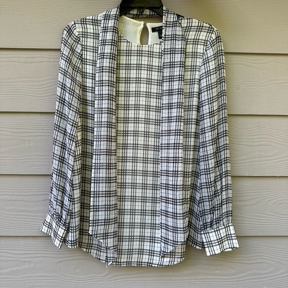 ST. JOHN
Sheer Prince of Wales Plaid Blouse - Picture 11 of 14
